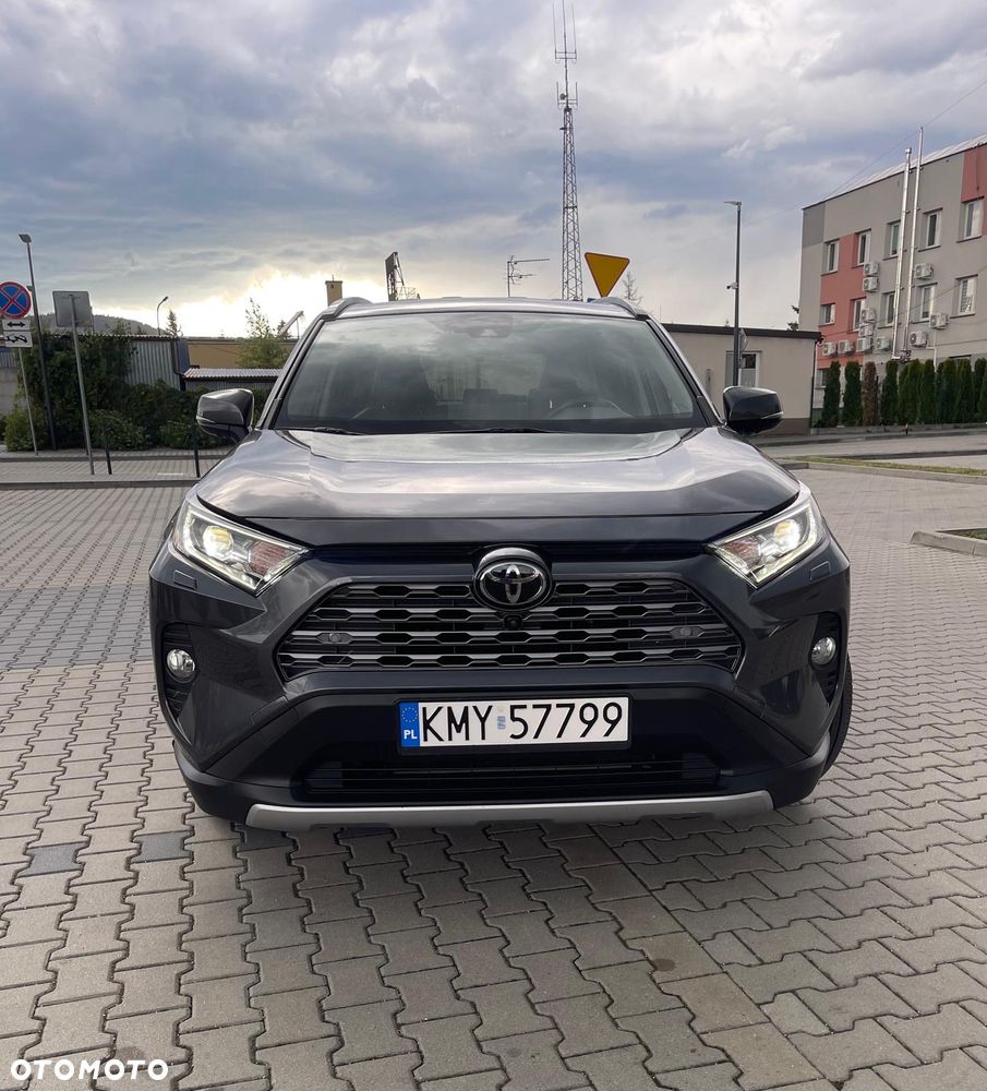 Toyota RAV4 - 5
