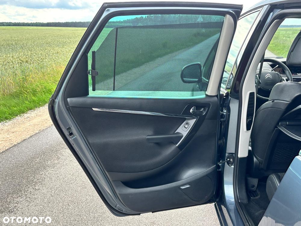 Citroën C4 Picasso 1.6 e-HDi FAP EGS6 Exclusive - 34
