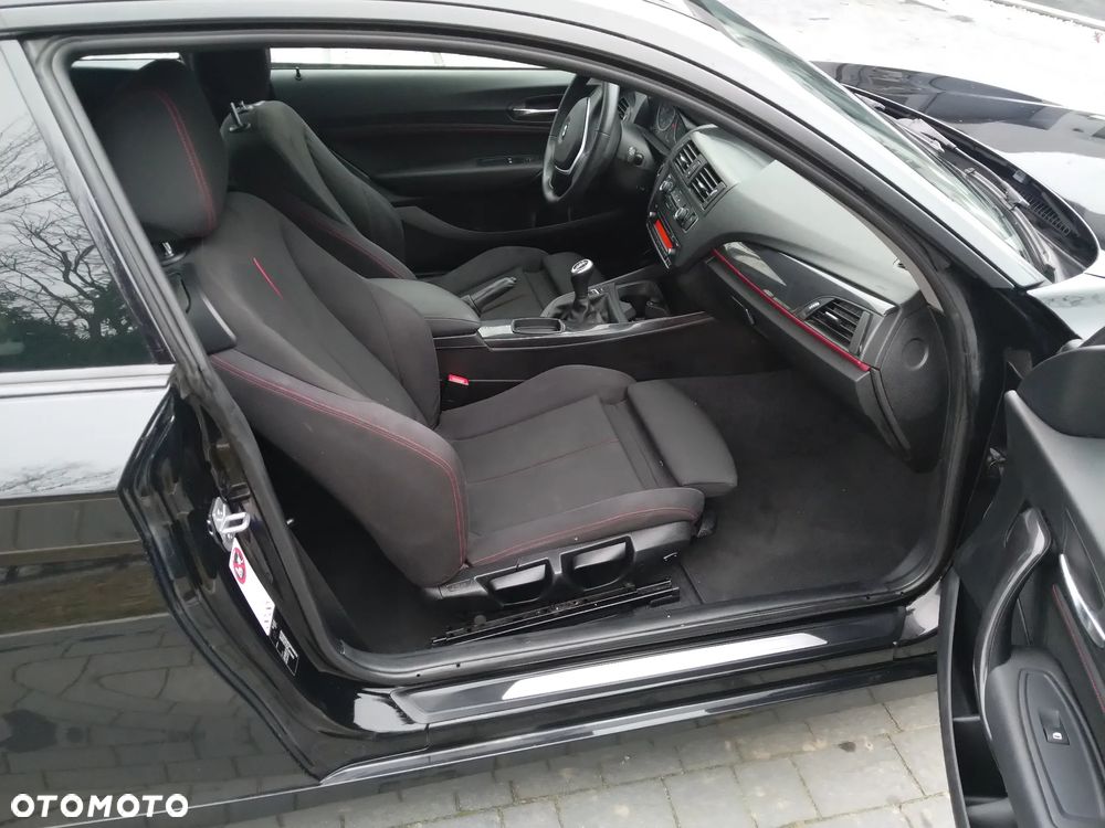 BMW Seria 1 116i Sport Line - 22
