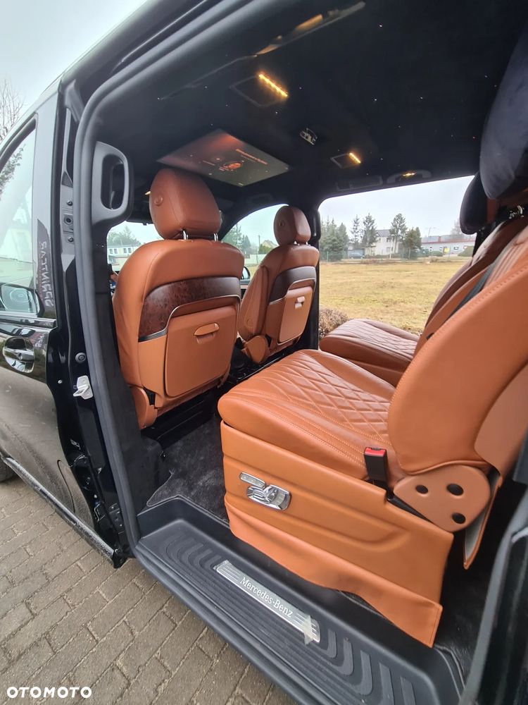 Mercedes-Benz Klasa V 300 d 4-Matic 9G-Tronic - 13