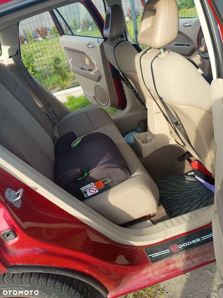 Dodge Caliber - 4