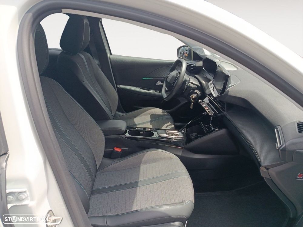 Peugeot 208 1.2 PureTech Allure EAT8 - 15