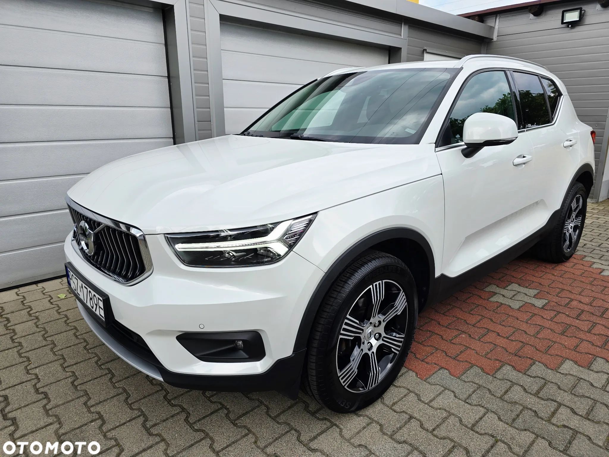 Volvo XC 40 T3 Inscription - 1