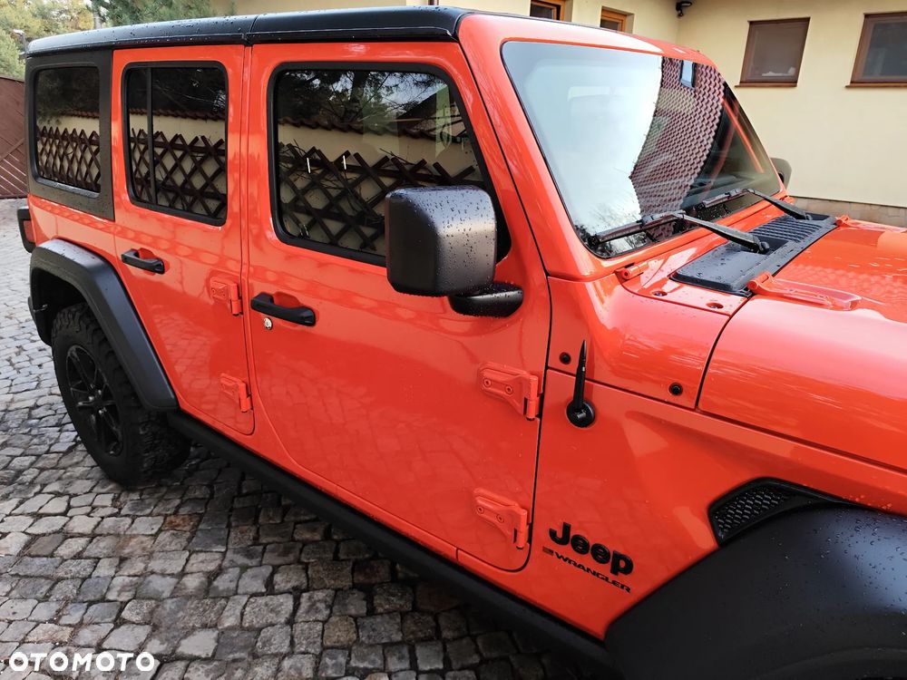 Jeep Wrangler - 13