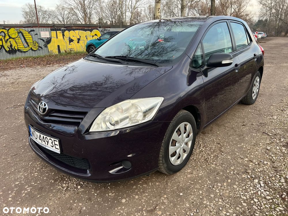 Toyota Auris 1.33 VVT-i Active - 4