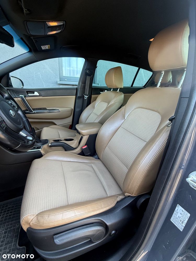 Kia Sportage 2.0 CRDI 4WD Automatik Fifa World Cup Edition - 17