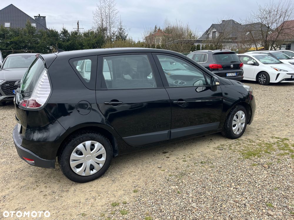 Renault Scenic 1.6 16V 110 Xmod Paris - 9