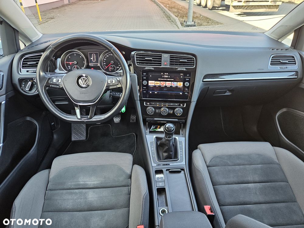 Volkswagen Golf 2.0 TDI (BlueMotion Technology) Highline - 40