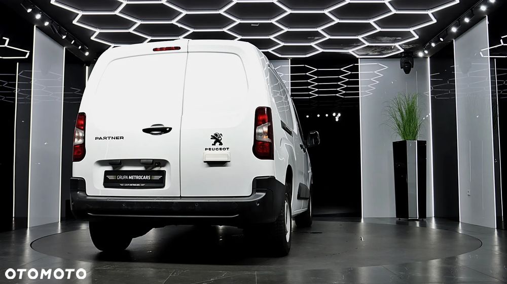 Peugeot Partner 1.5 BlueHDi 100 PREMIUM Long 950 4d - 8