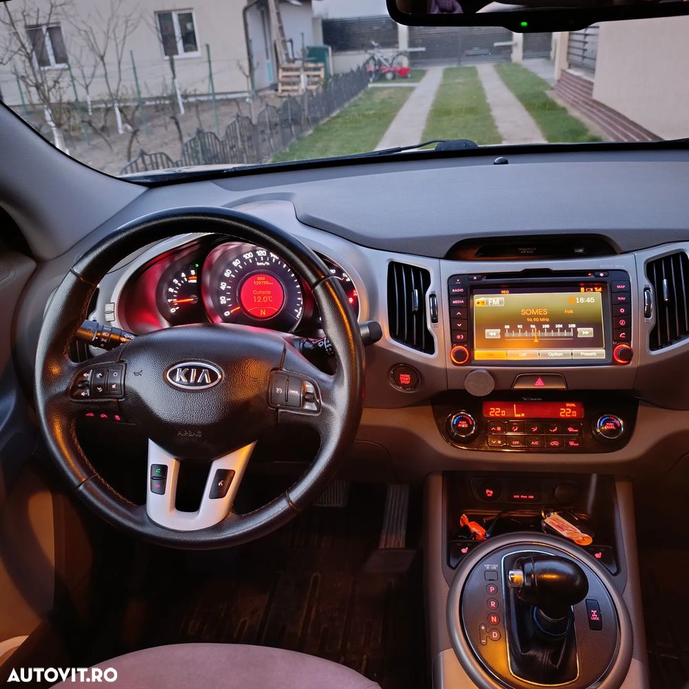 Kia Sportage 2.0 CRDI 4WD Automatik Dream-Team Edition - 4