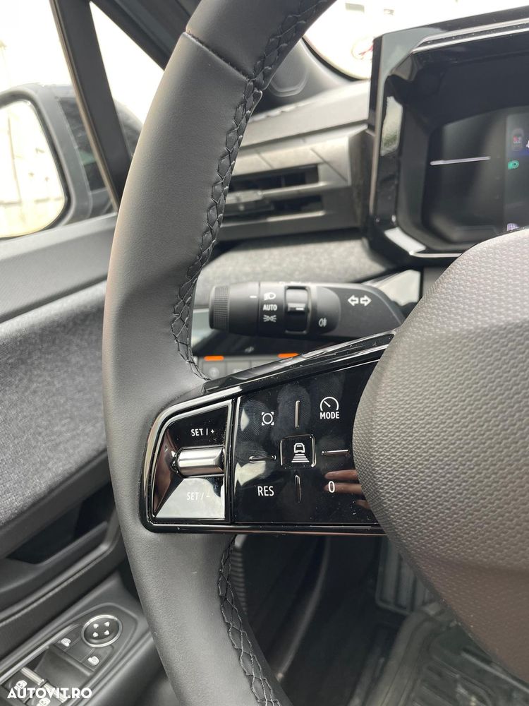 Renault Clio VI TCe 115 Evolution - 12