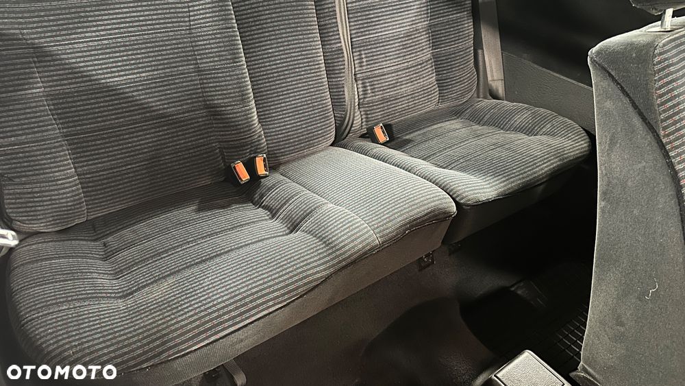 Volkswagen Golf - 30