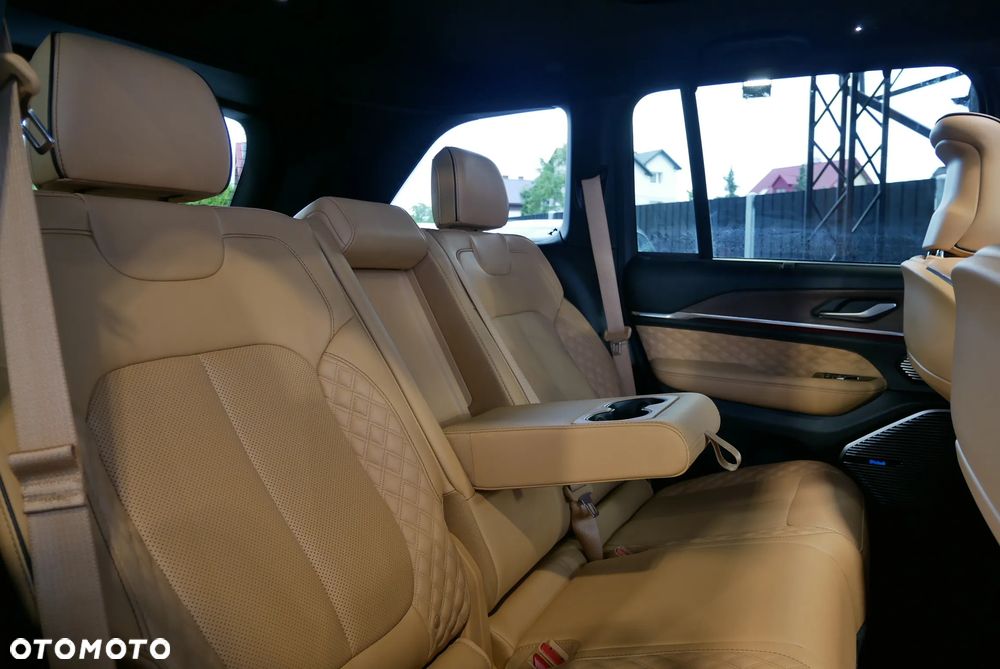 Jeep Grand Cherokee - 15