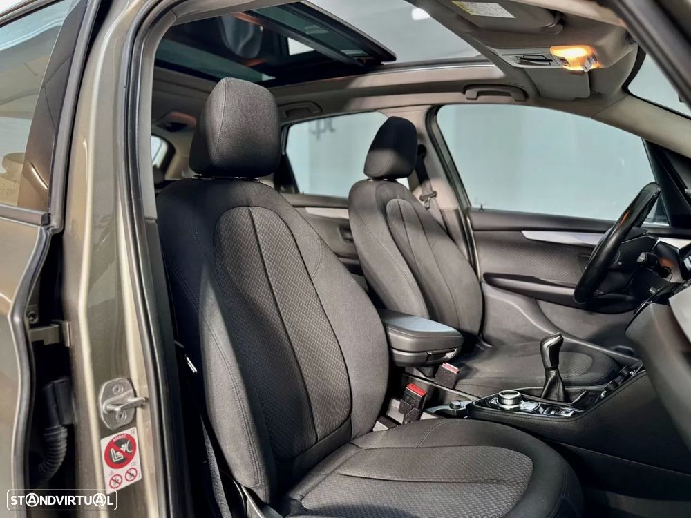BMW 216 Active Tourer d Advantage - 48