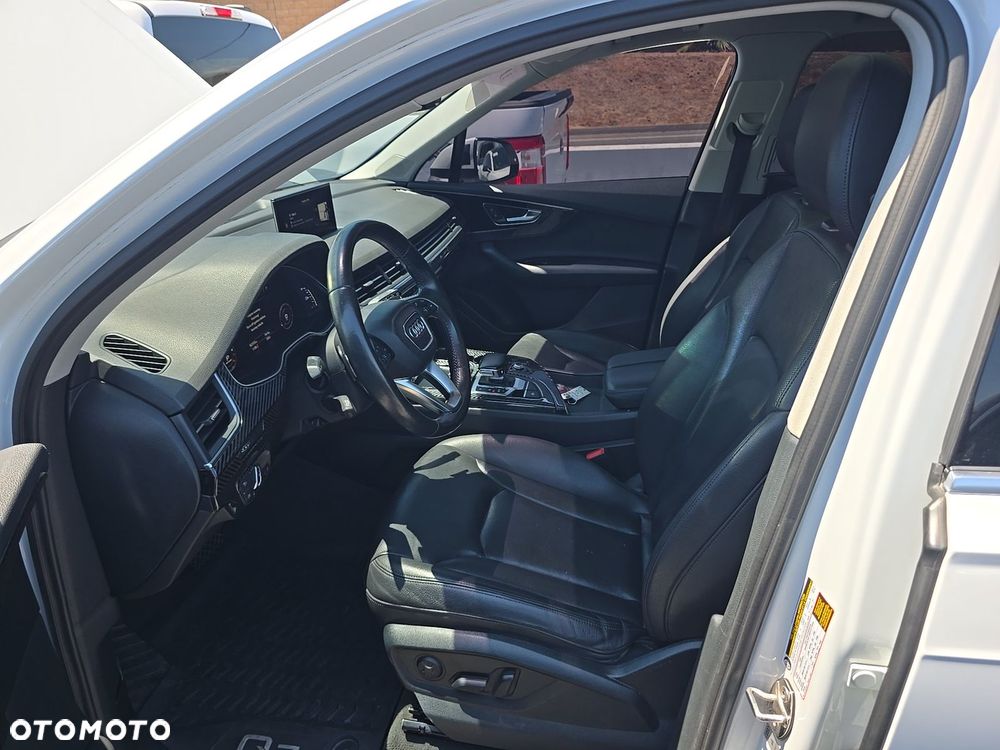 Audi Q7 3.0 TFSI Quattro Tiptronic - 8