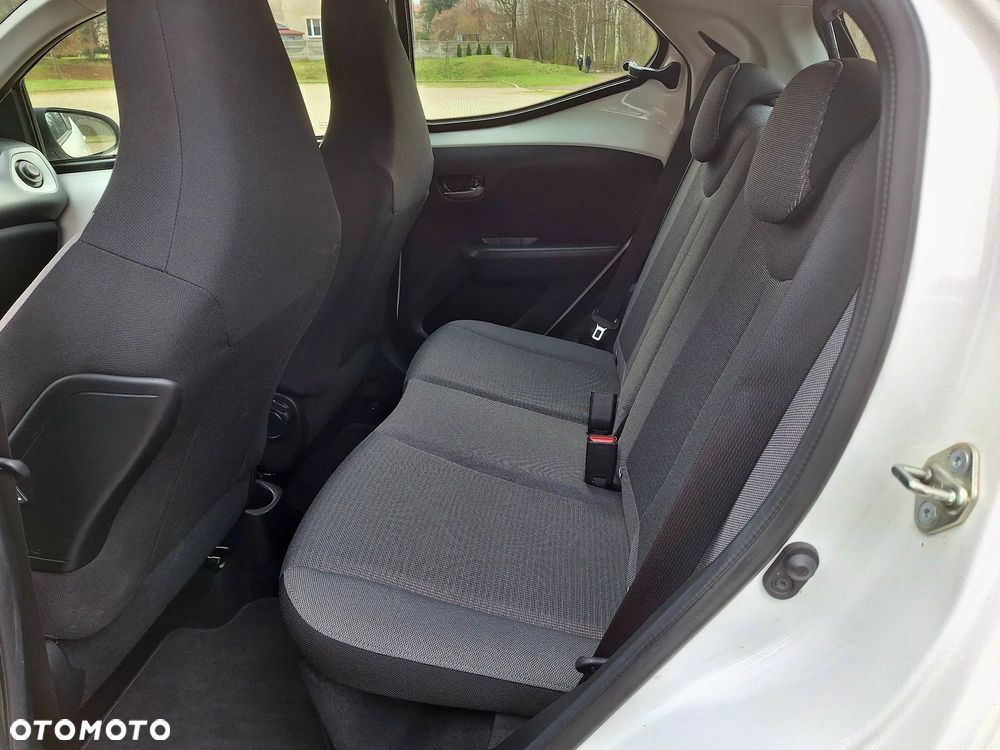 Toyota Aygo - 14