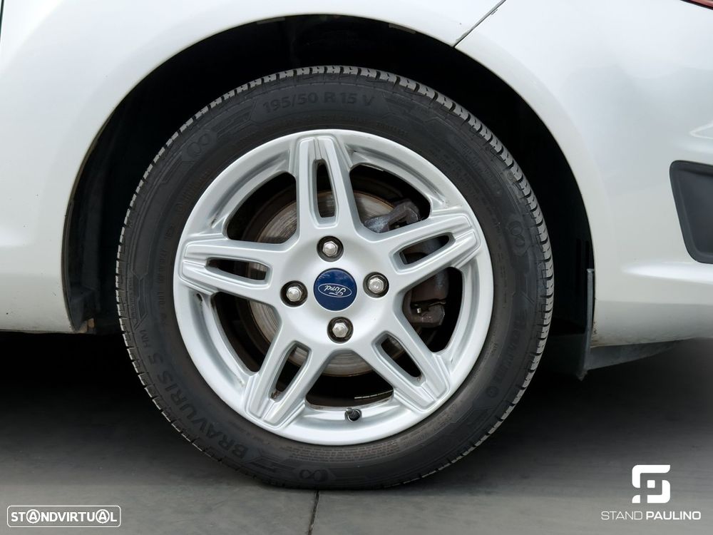 Ford Fiesta 1.5 TDCi Titanium - 23