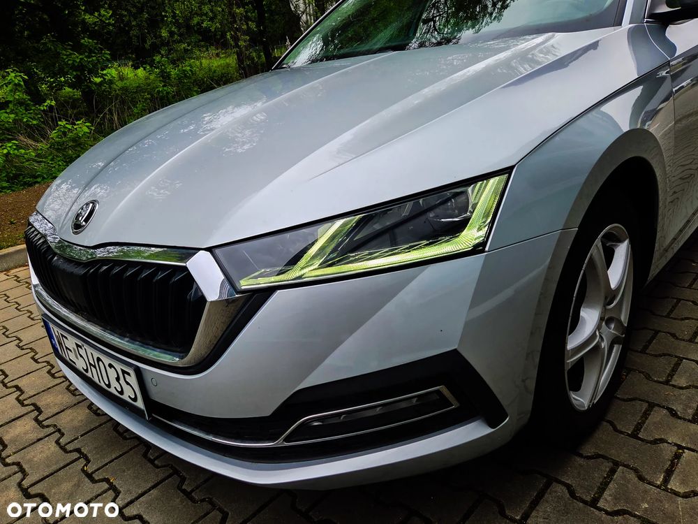 Skoda Octavia 2.0 TSI 4x4 Style DSG - 25