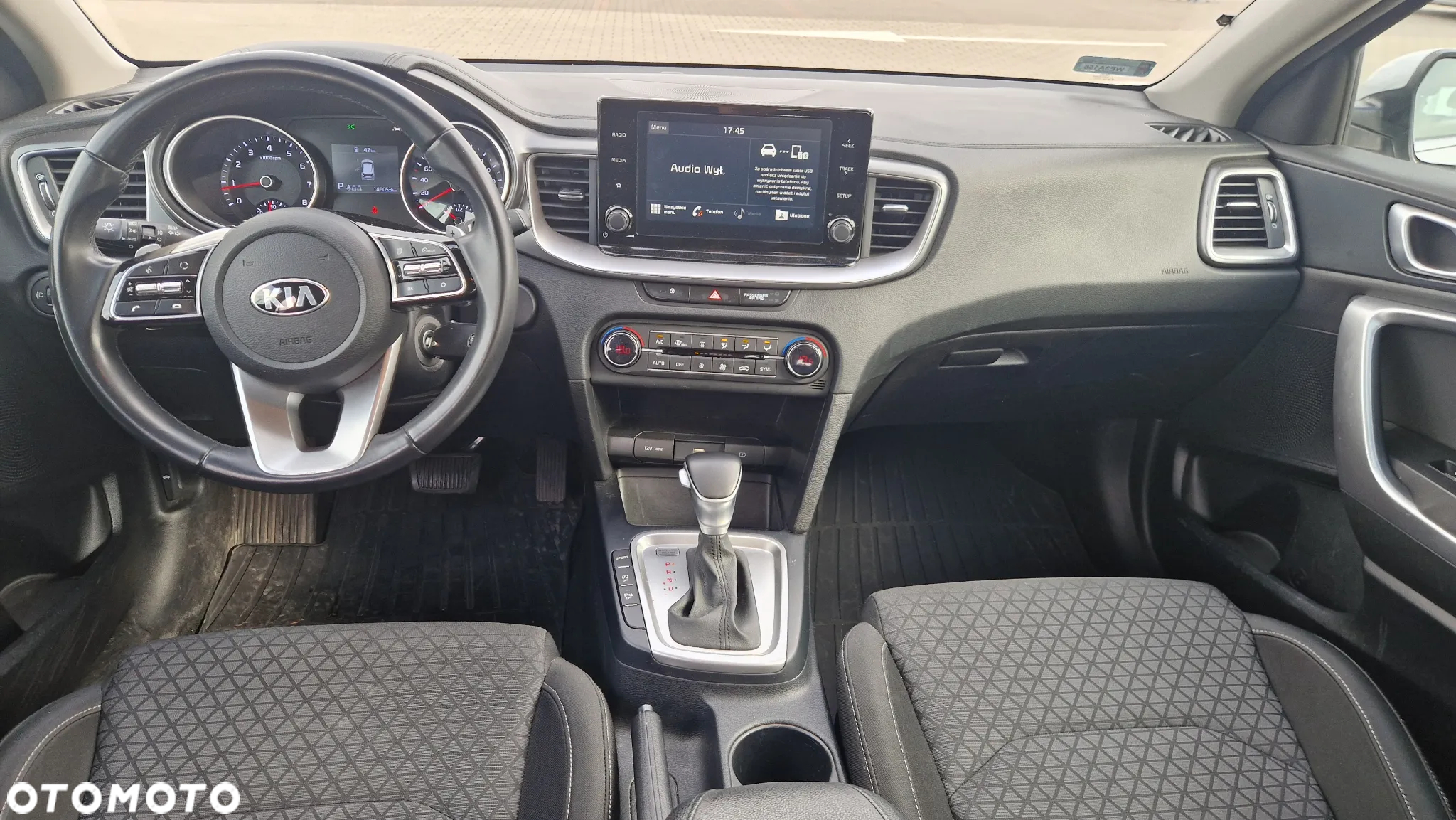 Kia Ceed 1.5 T-GDI Business Line DCT - 14