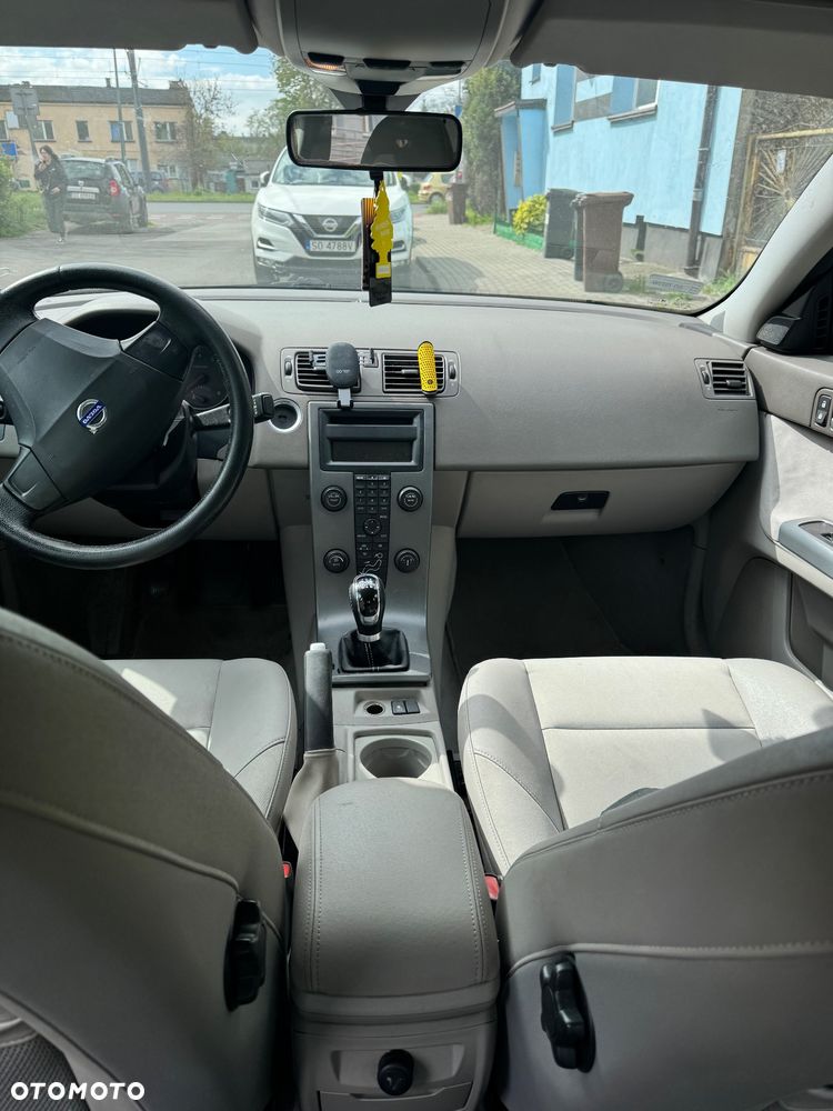 Volvo S40 1.6 - 7