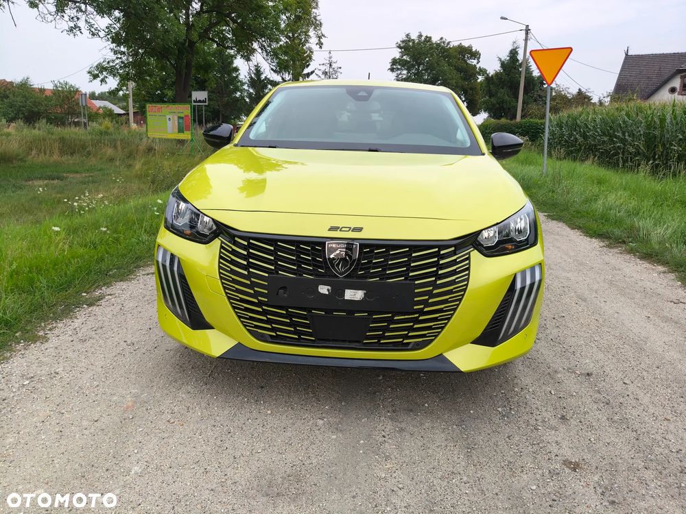 Peugeot 208 - 2