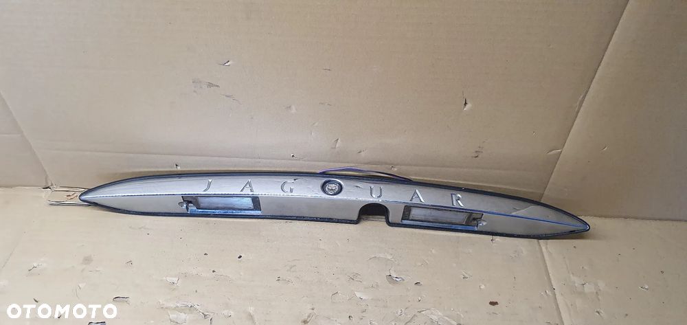 Blenda klapy bagażnika listwa Jaguar S-Type XR83-13550-AC - 4