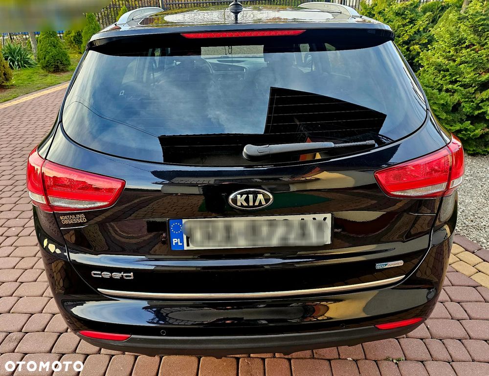 Kia Ceed - 14