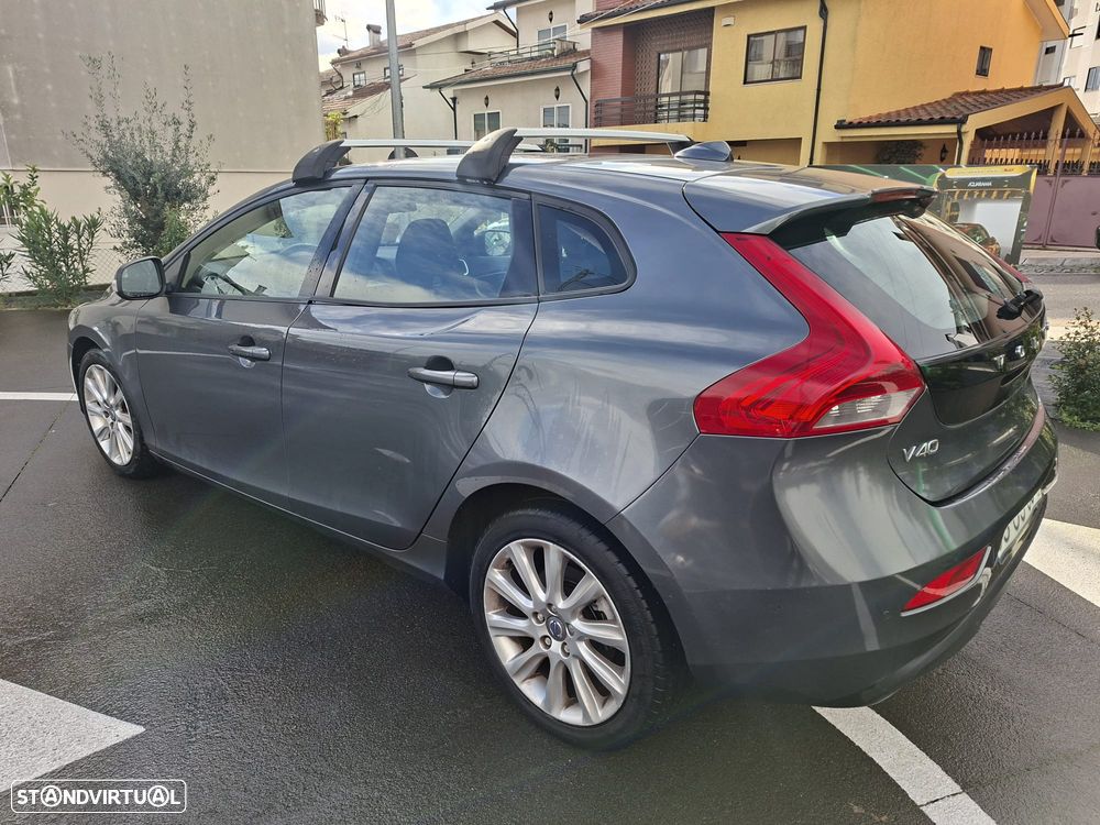 Volvo V40 D2 - 6