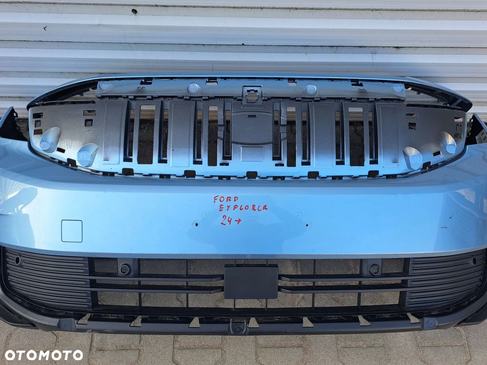 Zderzak przedni Przód Ford Explorer EV 24- R2KB17F003 - 4
