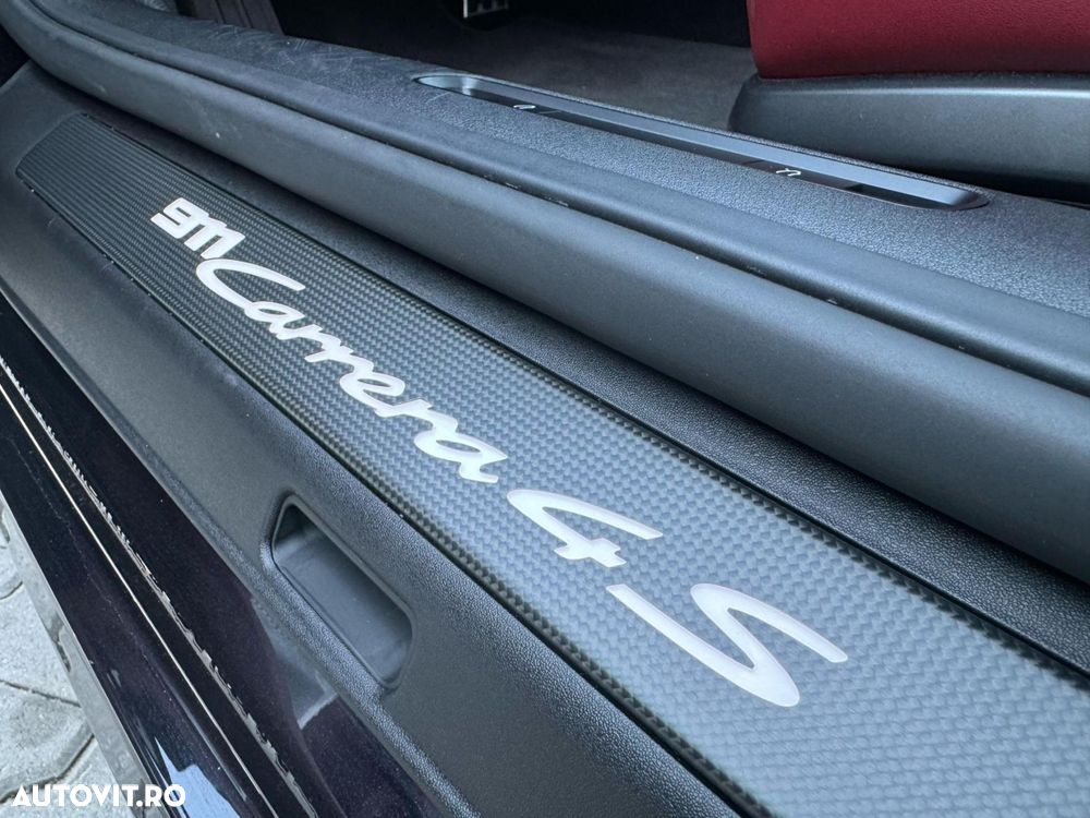 Porsche 911 Carrera 4S PDK - 29