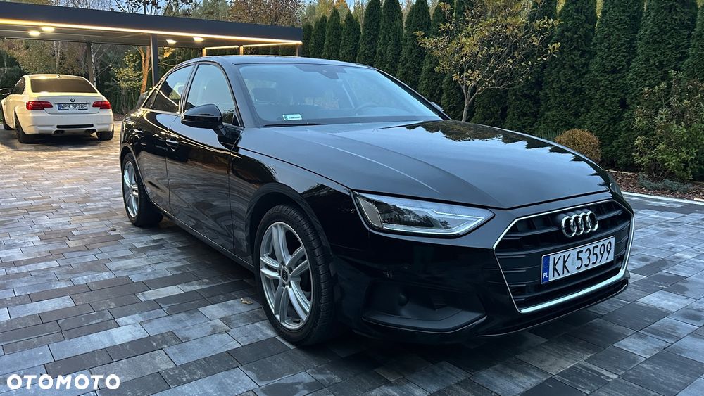 Audi A4 Limousine - 1