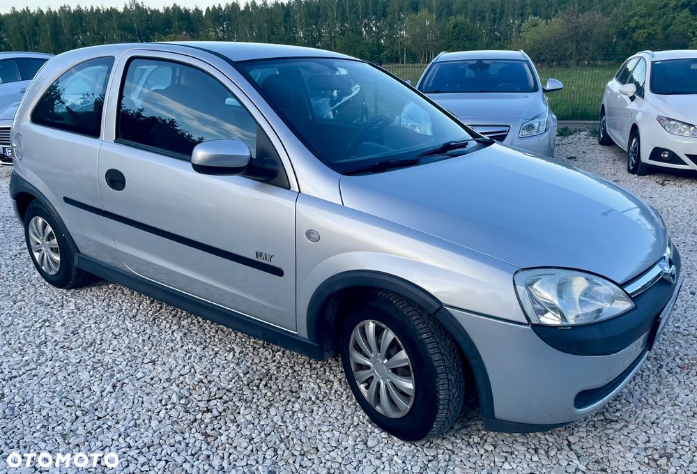 Opel Corsa 1.2 16V - 24