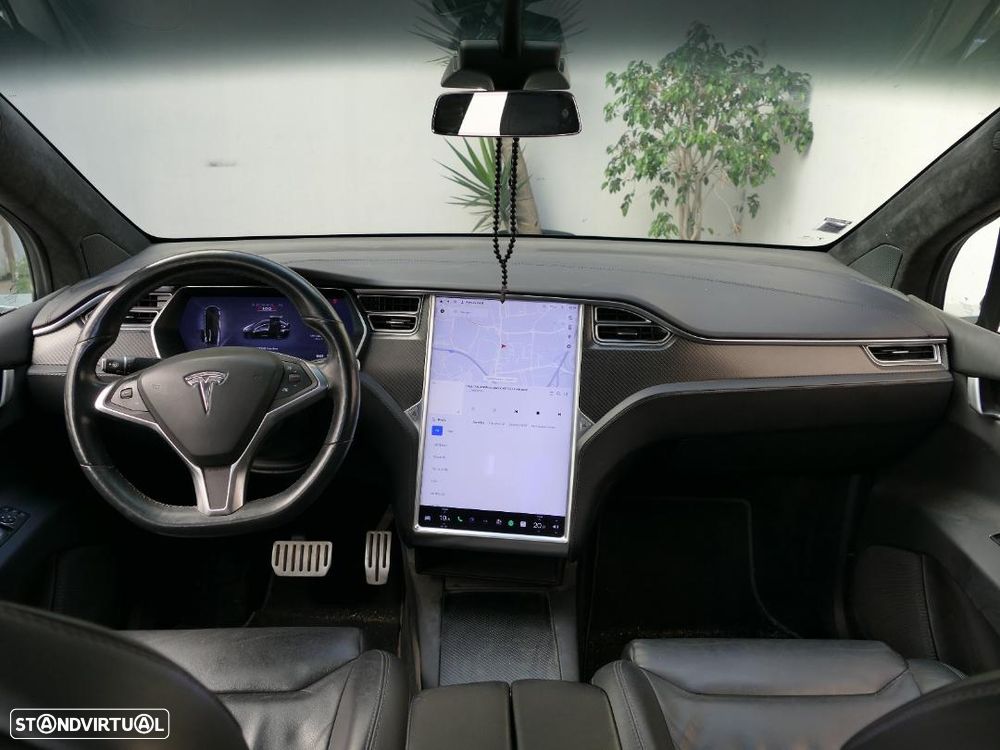 Tesla Model X P100D - 4