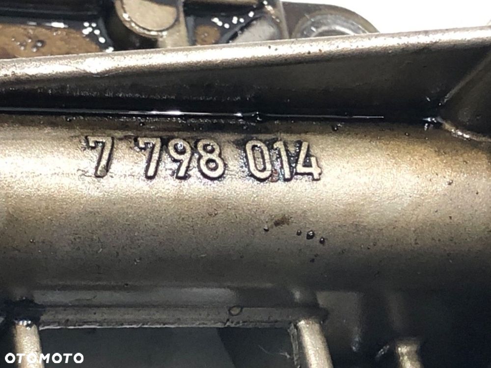 POMPA OLEJU - 260.00 PLN - BMW 5 Touring (E61) 2004 - 2010 520 d 130 kW [177 KM] olej napędowy 2007 - 5