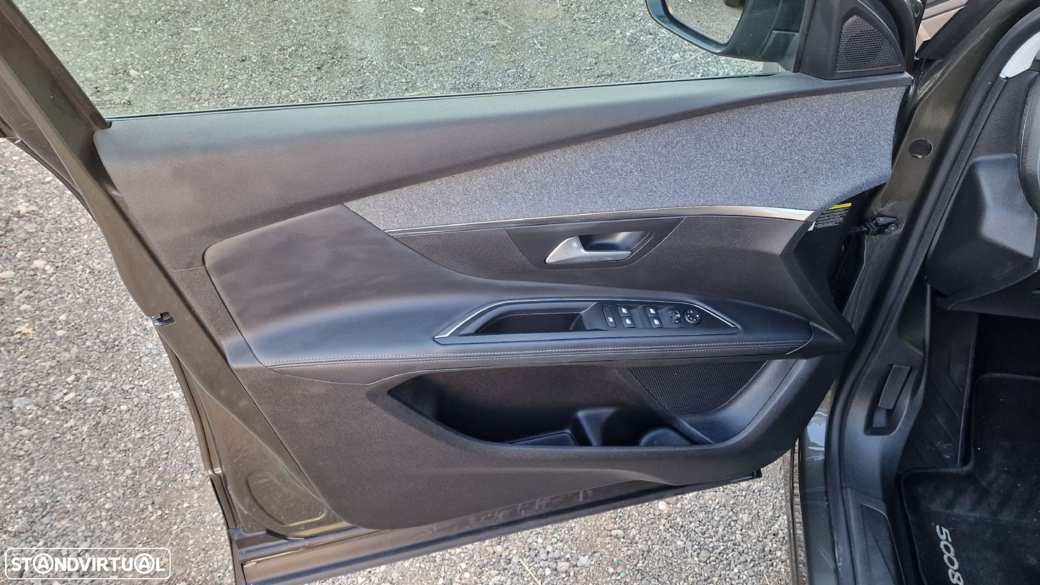 Peugeot 5008 1.5 BlueHDi Allure EAT8 - 15