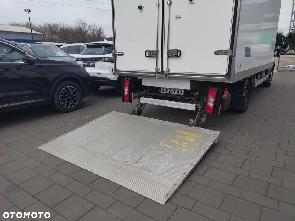 Ford Transit - 26