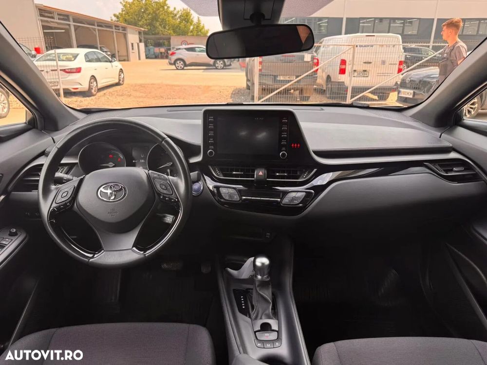 Toyota C-HR 1.8 HSD 122 CP 4x2 CVT Core - 16