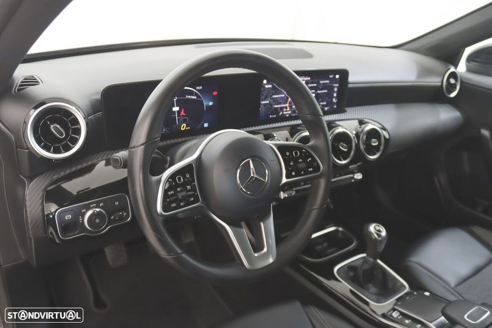 Mercedes-Benz A 180 - 4