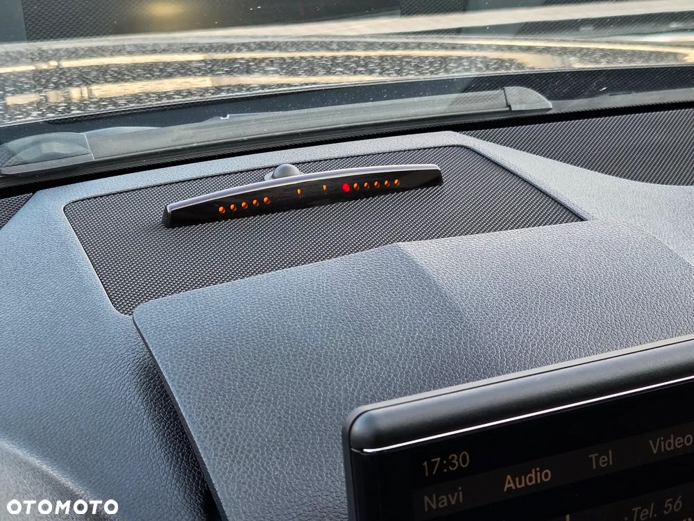 Mercedes-Benz Klasa C 220 CDI DPF Automatik Avantgarde - 36