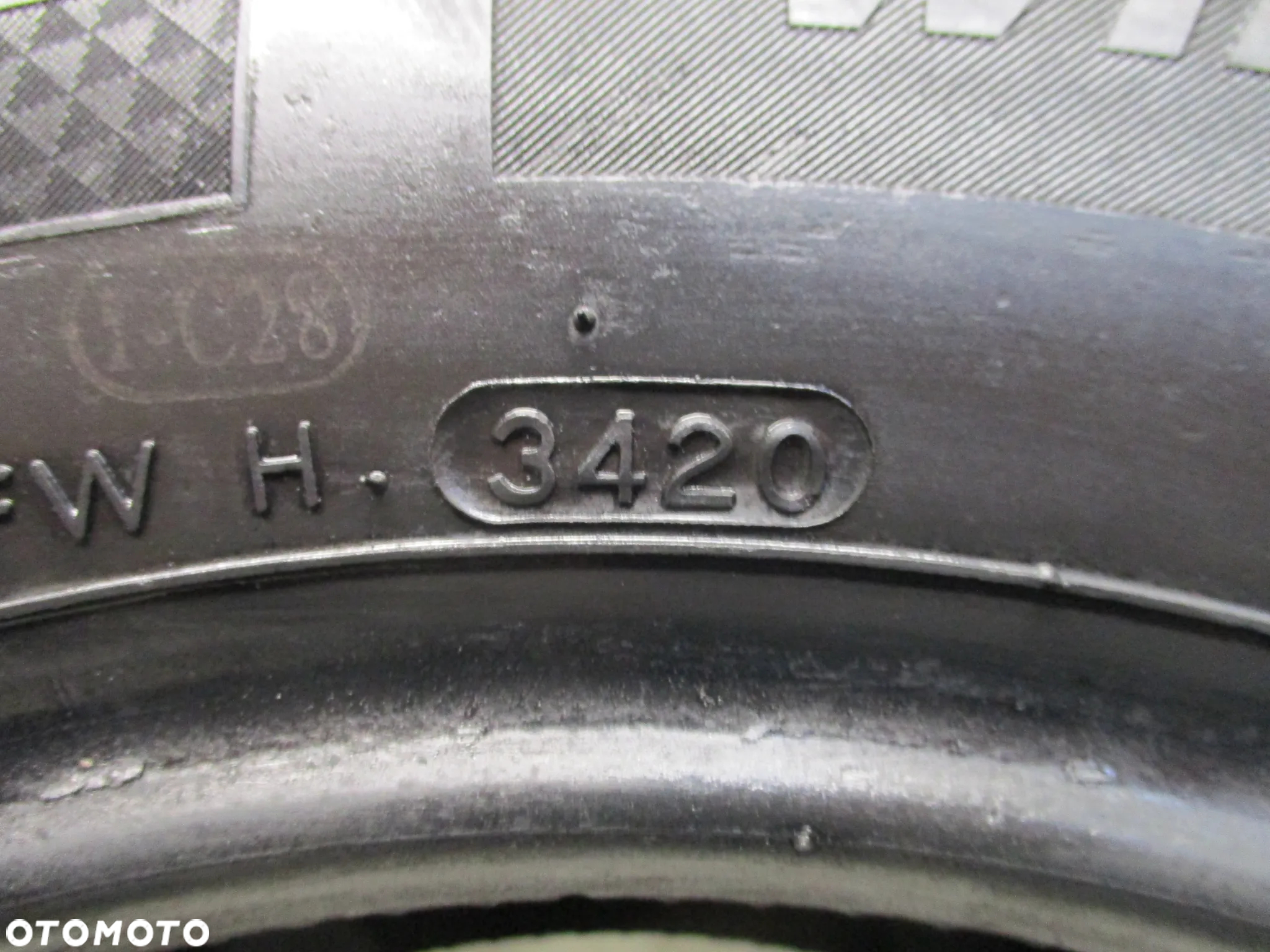 OPONY 195 65 15 91T HANKOOK - ZIMA - 9