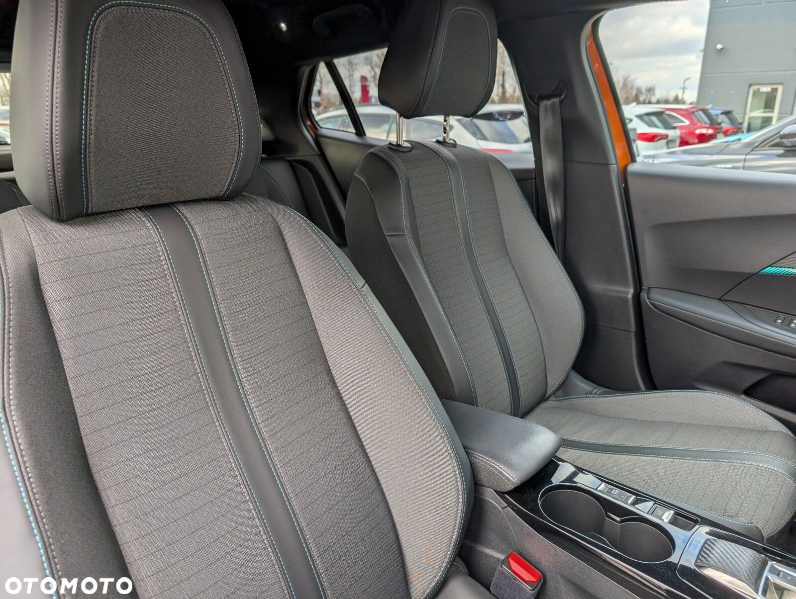 Peugeot 2008 - 14