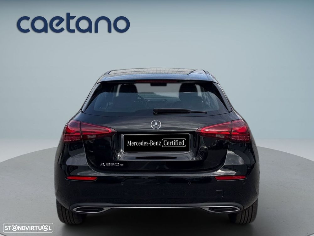 Mercedes-Benz A 250 e - 2