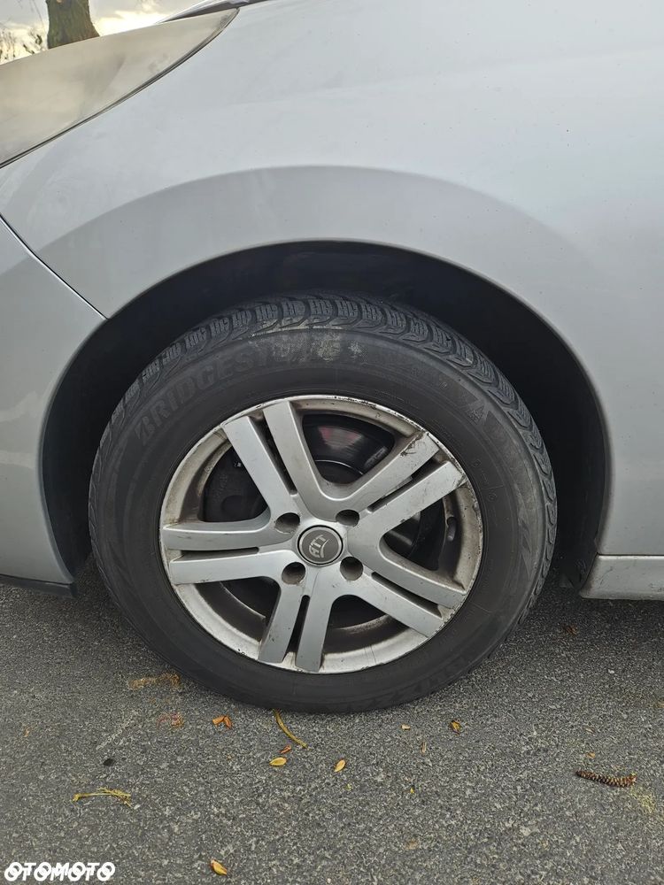 Peugeot 207 1.4 - 7