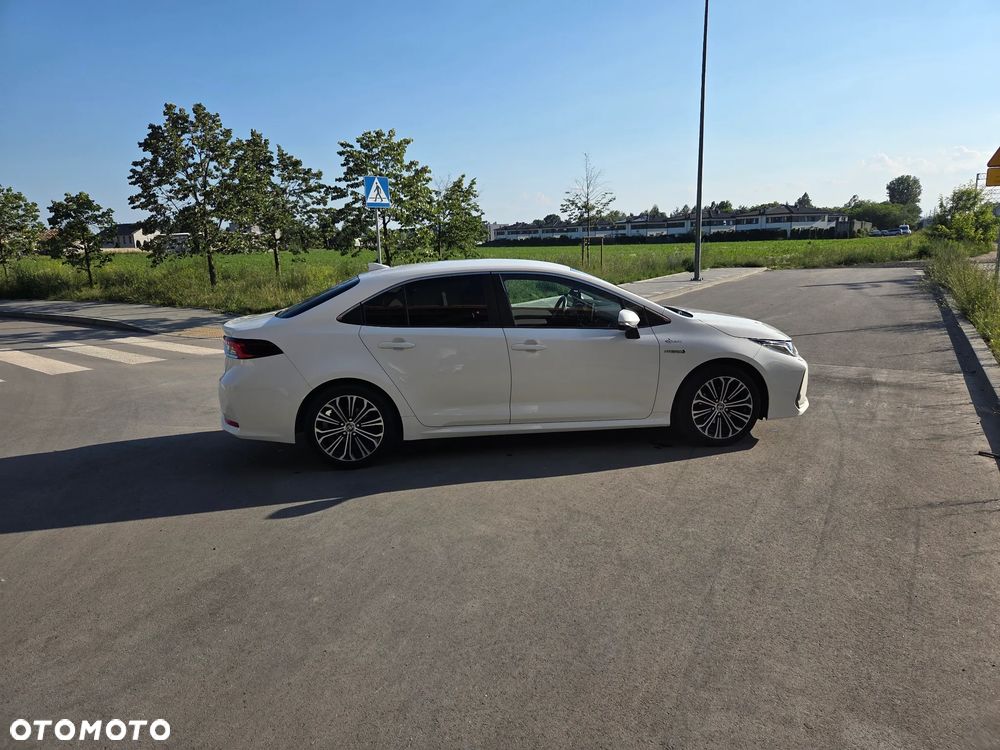 Toyota Corolla 1.8 Hybrid Comfort - 4