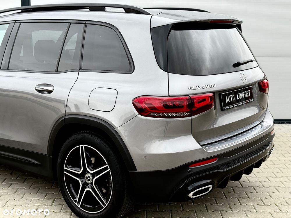 Mercedes-Benz GLB 200 d 8G-DCT AMG Line - 17