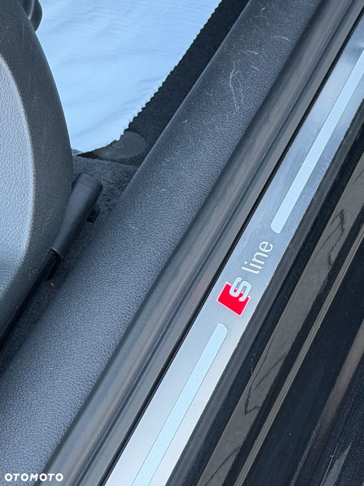 Audi A3 3-drzwiowe 1.4 TFSI S line Sportpaket - 30