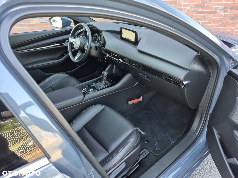 Mazda 3 - 30