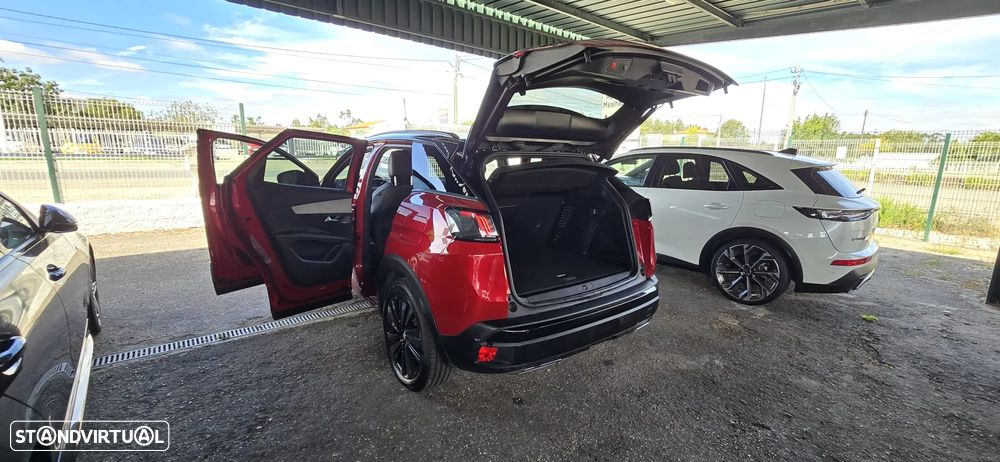 Peugeot 3008 1.6 Hybrid GT Pack e-EAT8 - 35