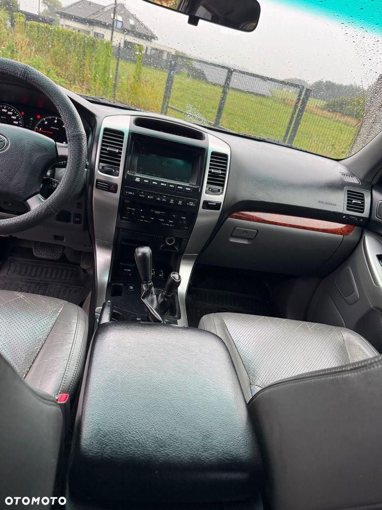 Toyota Land Cruiser 3.0 D Sol Navi Platinium - 12
