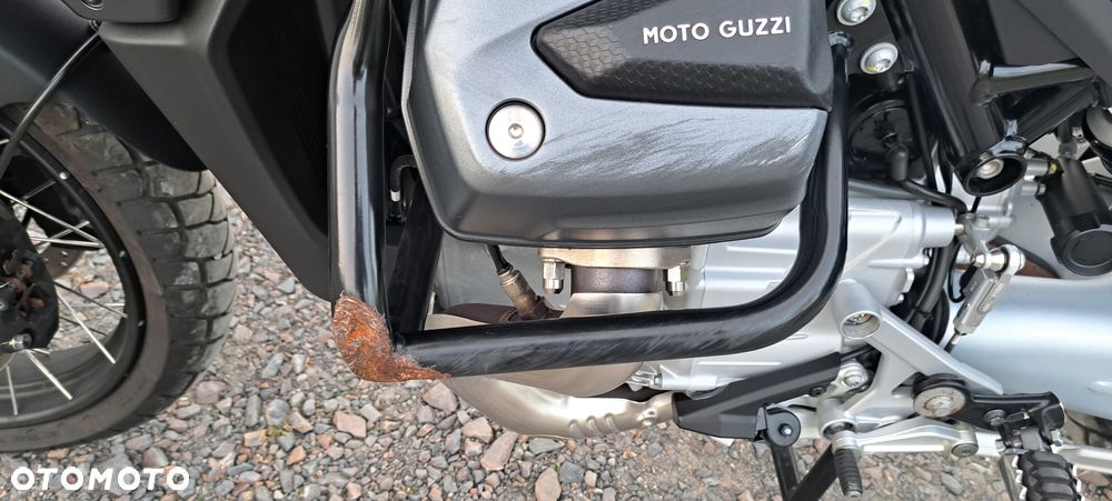 Moto Guzzi Stelvio - 11